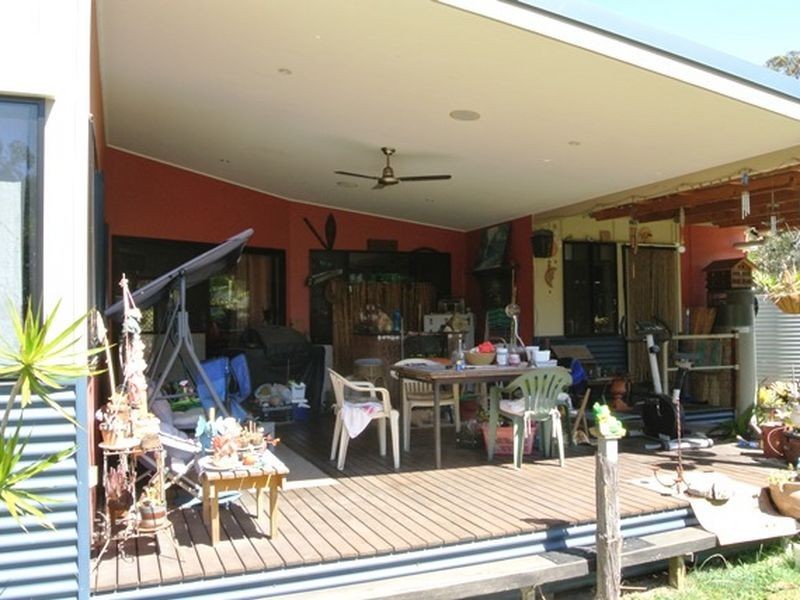 5-9 Parakeet Street, Macleay Island QLD 4184