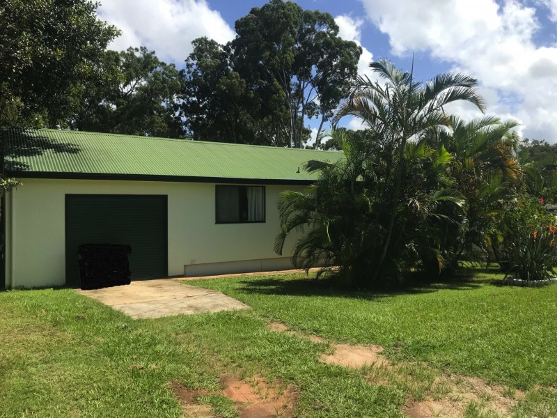 13 Michiko Street, Macleay Island QLD 4184