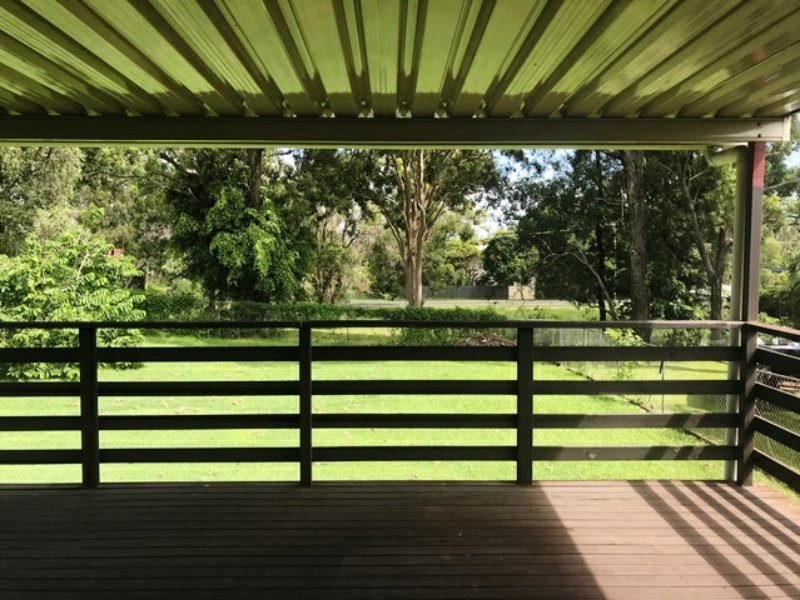 13 Michiko Street, Macleay Island QLD 4184