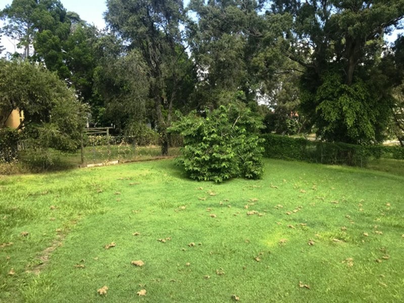 13 Michiko Street, Macleay Island QLD 4184