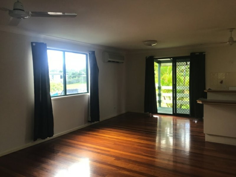 13 Michiko Street, Macleay Island QLD 4184