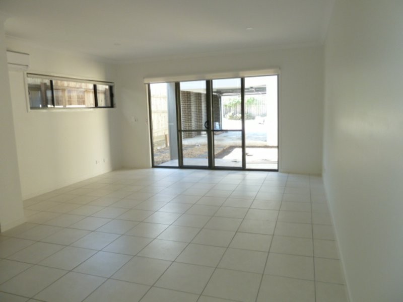 63 Kate Circuit, Rochedale QLD 4123