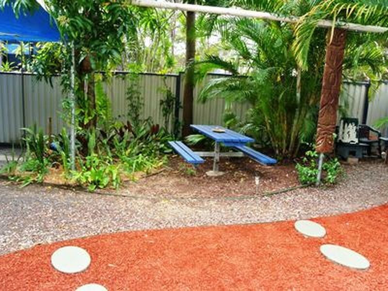 18 Coast Rd, Macleay Island QLD 4184