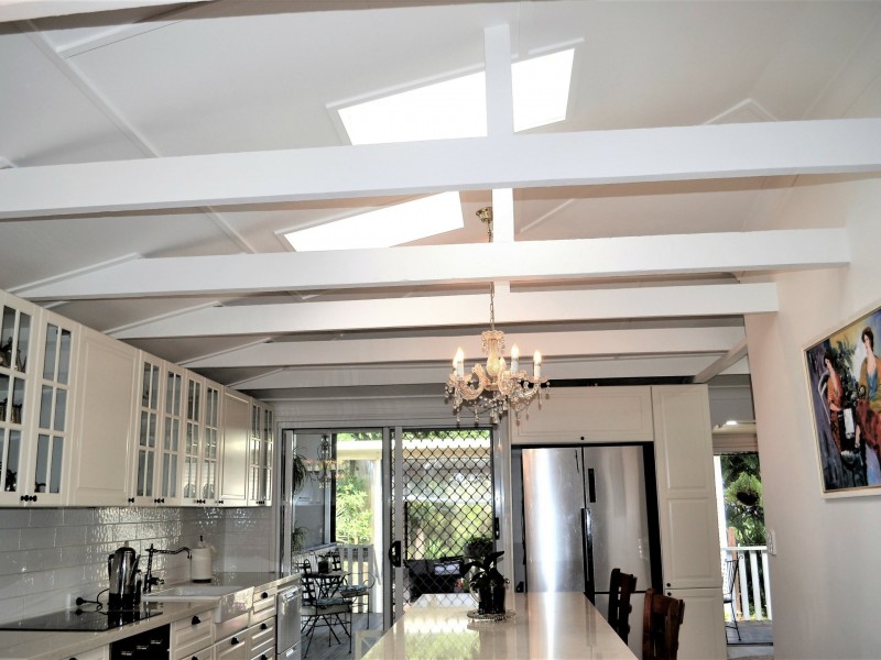 94 Treasure Island Avenue, Karragarra Island QLD 4184