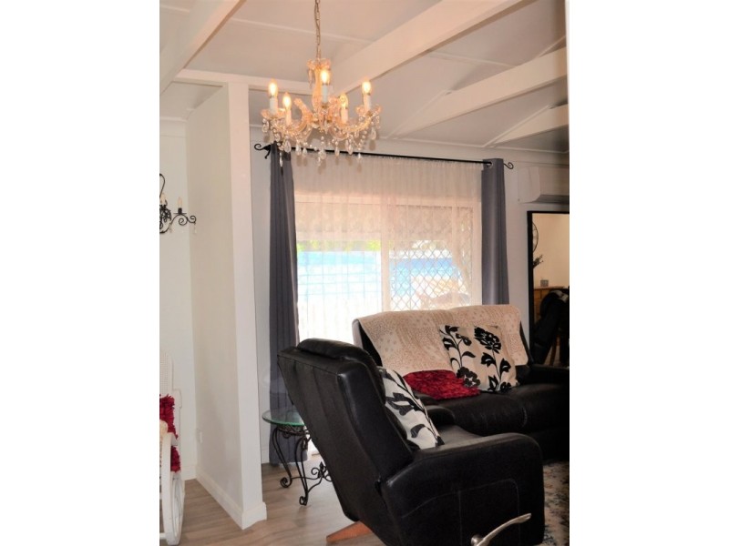 94 Treasure Island Avenue, Karragarra Island QLD 4184