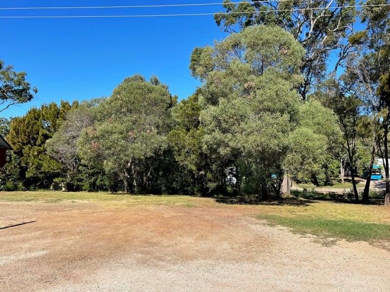 11 Percival Street, Macleay Island QLD 4184