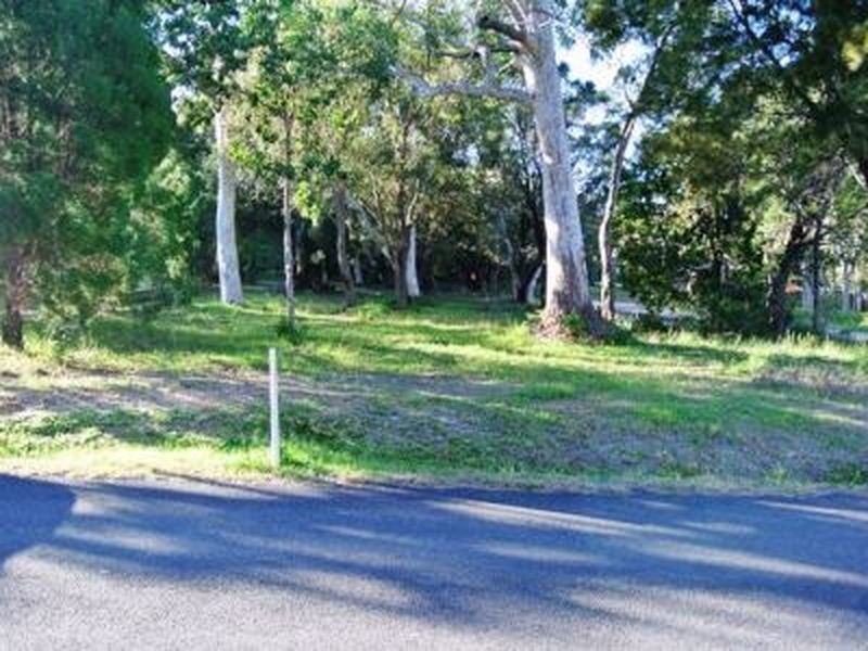 23 Barramundi, Macleay Island QLD 4184