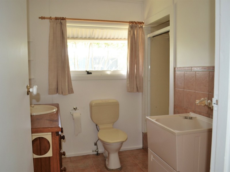 98 Treasure Island Avenue, Karragarra Island QLD 4184