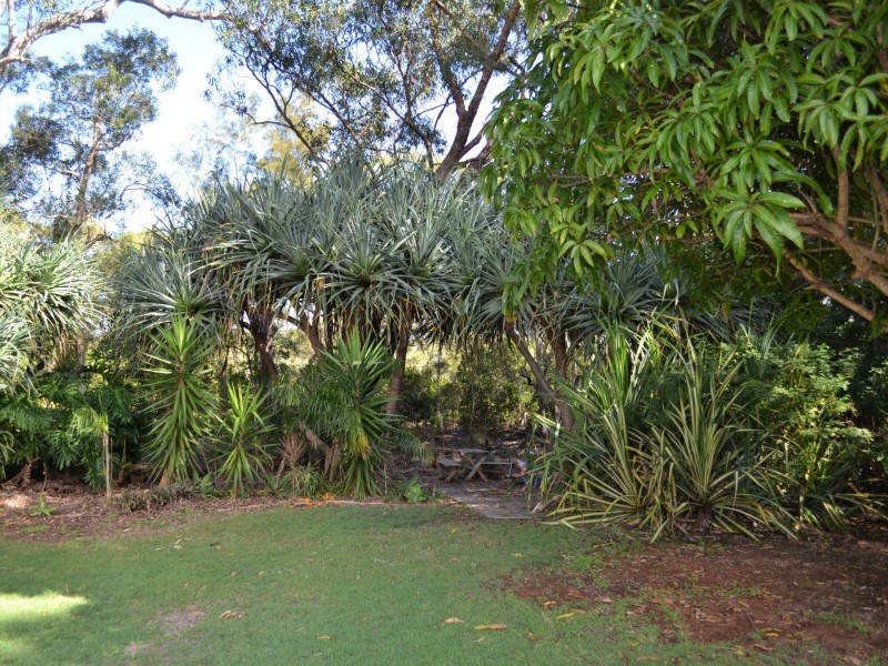 98 Treasure Island Avenue, Karragarra Island QLD 4184