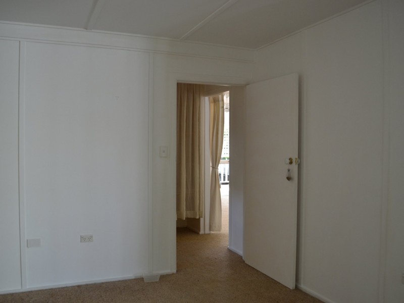 98 Treasure Island Avenue, Karragarra Island QLD 4184