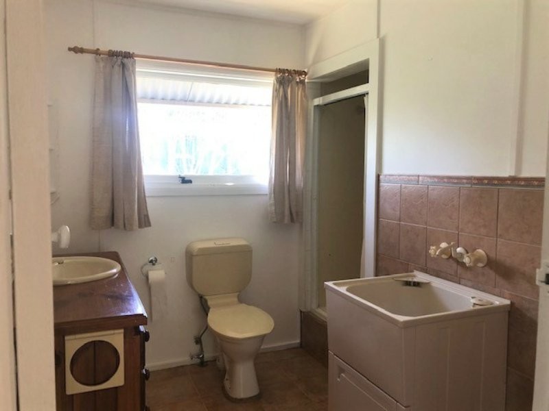 98 Treasure Island Avenue, Karragarra Island QLD 4184