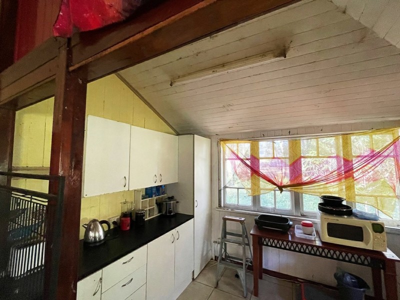 18 Panaroo Street, Macleay Island QLD 4184