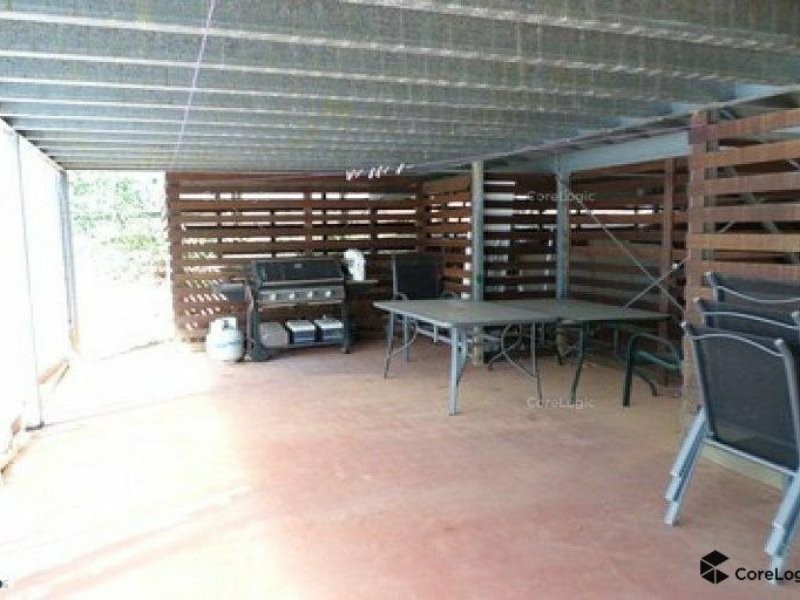 155 LUCAS DR, Lamb Island QLD 4184