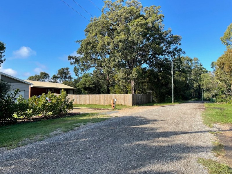 10 Hilda Crescent, Macleay Island QLD 4184