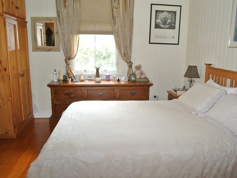 16 Orion Street, Macleay Island QLD 4184