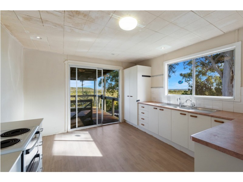 54 Treasure Island Avenue, Karragarra Island QLD 4184
