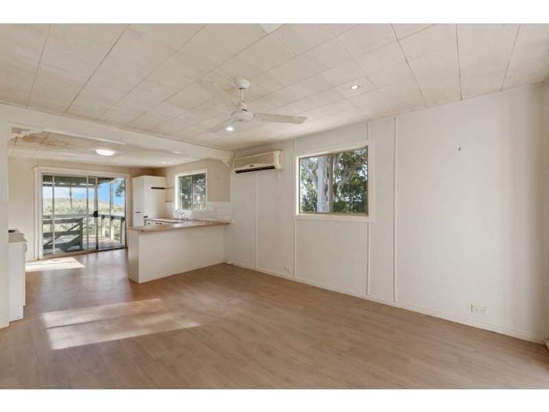 54 Treasure Island Avenue, Karragarra Island QLD 4184