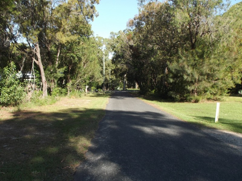 11 Oomool Street, Macleay Island QLD 4184