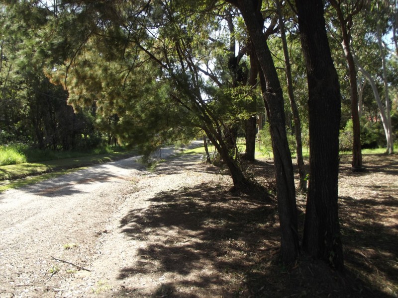 11 Oomool Street, Macleay Island QLD 4184