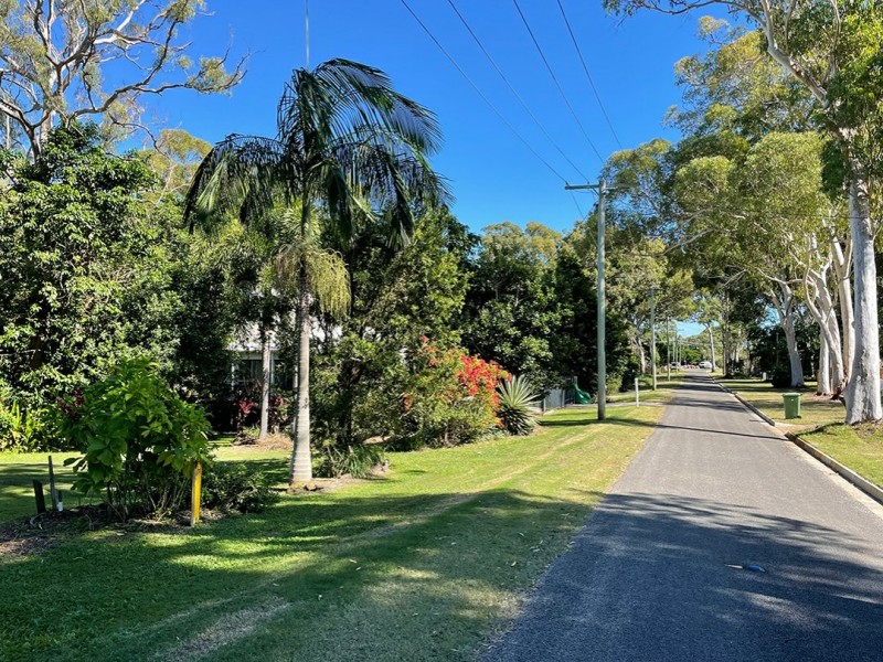 14 Tingara Street, Macleay Island QLD 4184