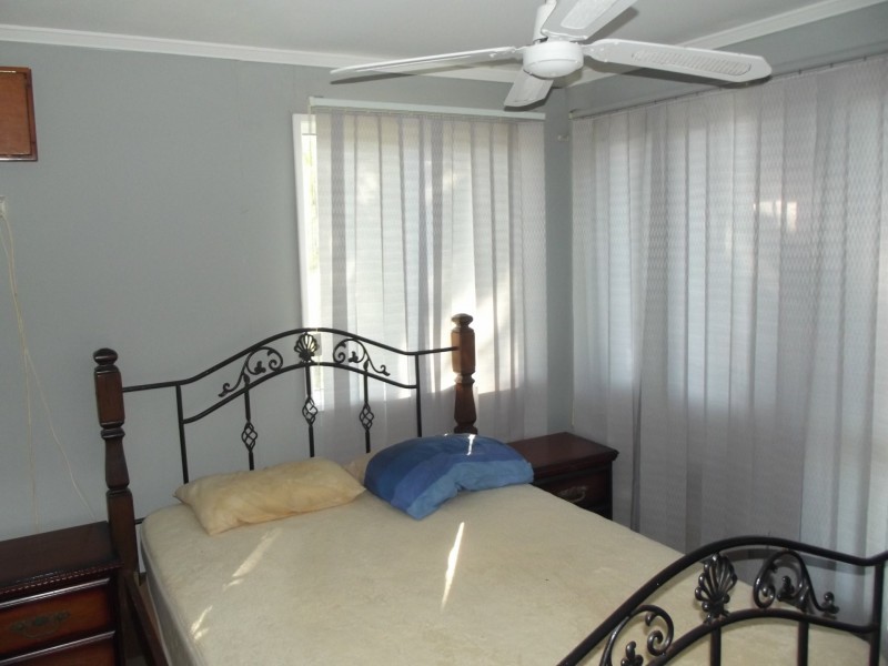 30 Barramundi Street, Macleay Island QLD 4184