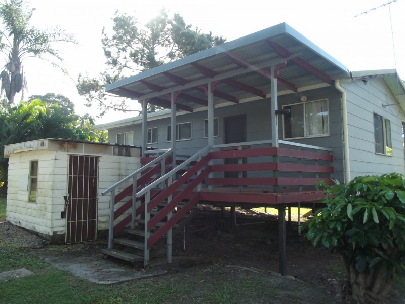 30 Barramundi Street, Macleay Island QLD 4184