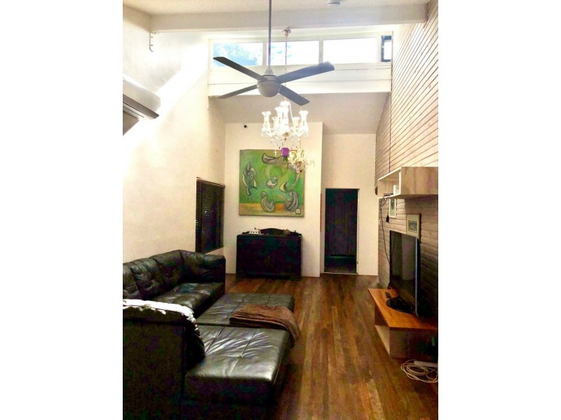 10 McBean Road, Karragarra Island QLD 4184