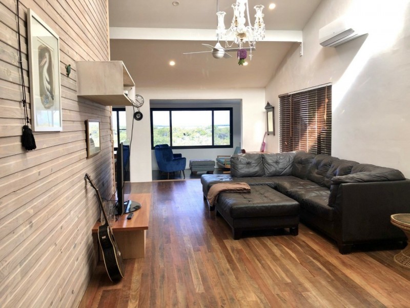 10 McBean Road, Karragarra Island QLD 4184