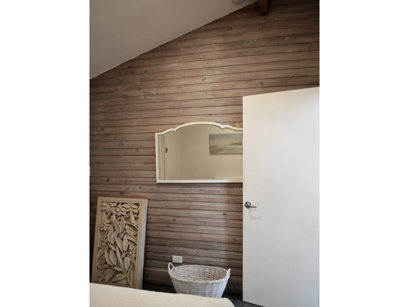 10 McBean Road, Karragarra Island QLD 4184