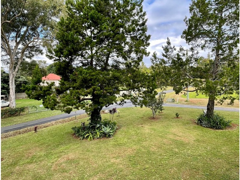 13 Mel Street, Macleay Island QLD 4184