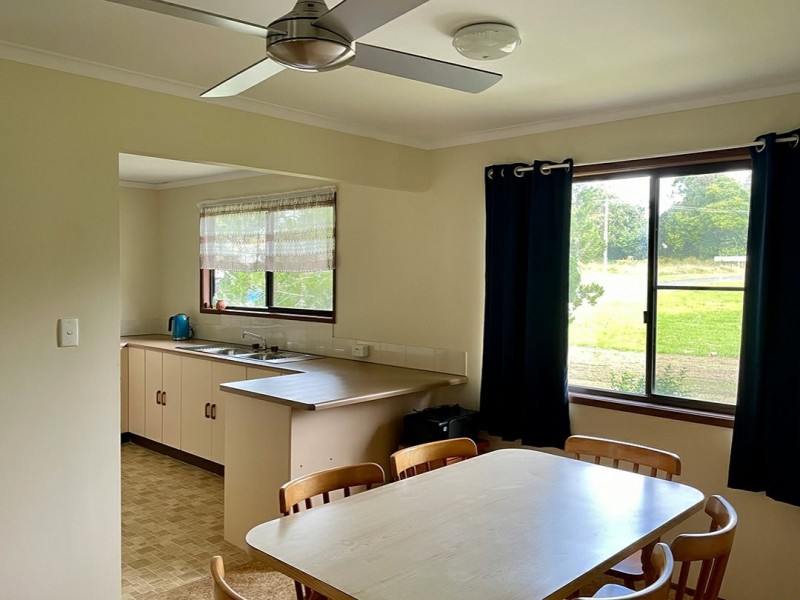 13 Mel Street, Macleay Island QLD 4184