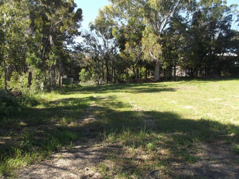 4-6 Heath Street, Macleay Island QLD 4184