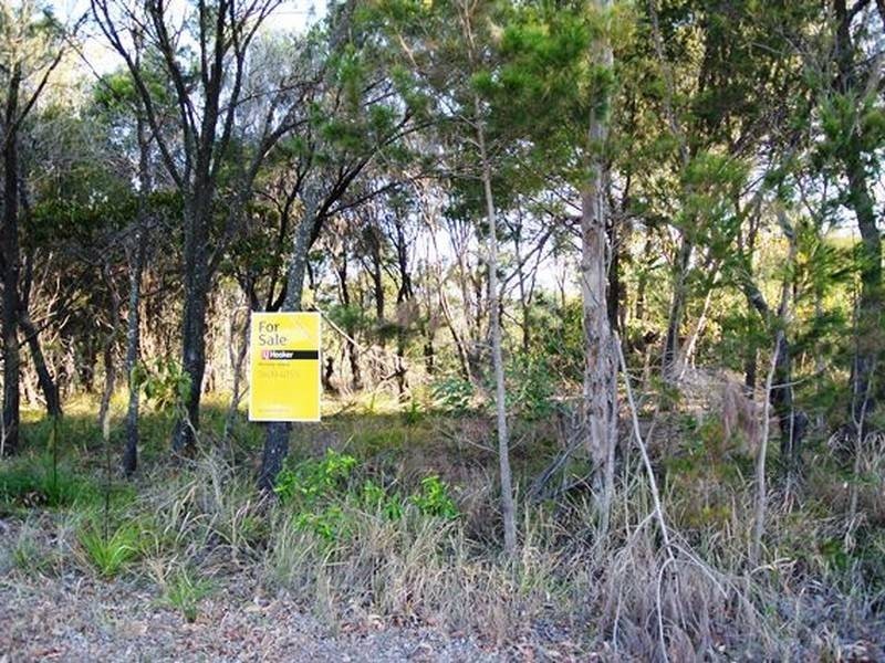 24 Oomool Street, Macleay Island QLD 4184