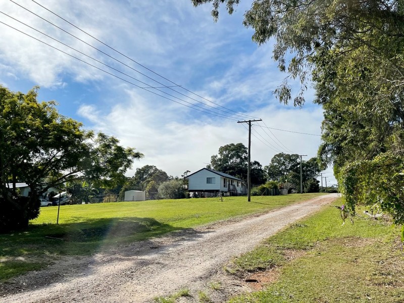 63 Hastings Terrace, Macleay Island QLD 4184