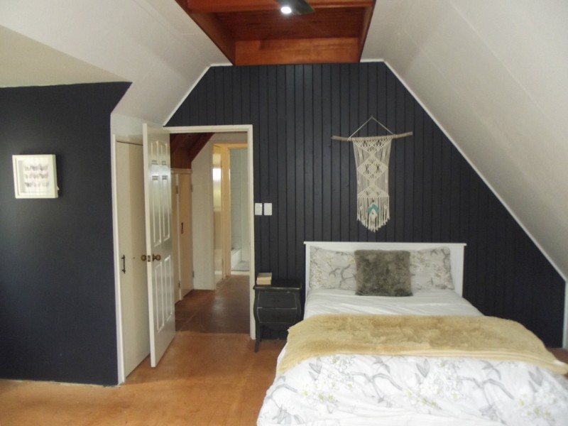 14 Frenchem Terrace, Macleay Island QLD 4184