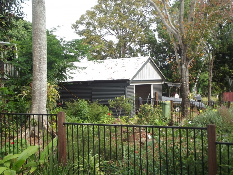 14 Frenchem Terrace, Macleay Island QLD 4184