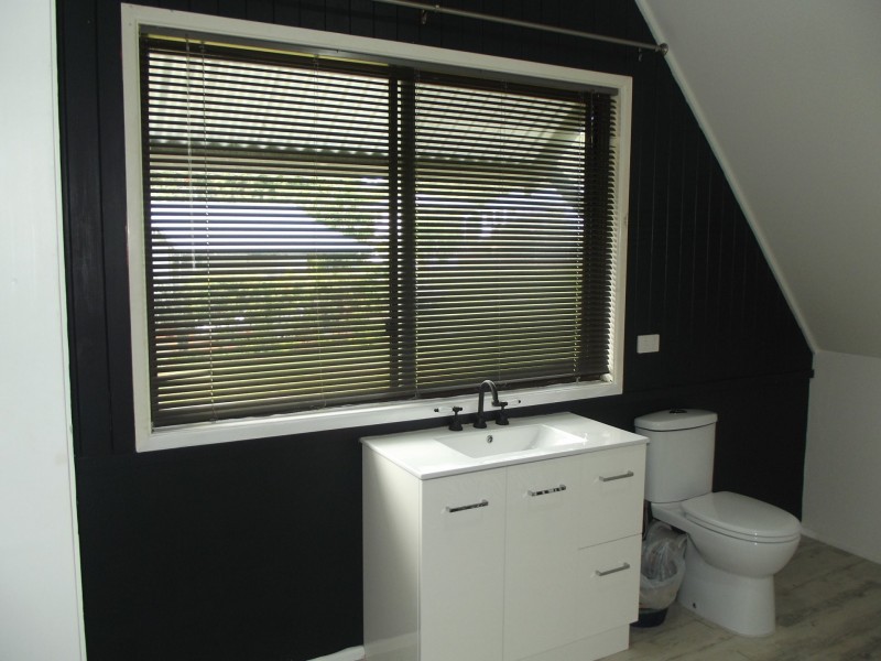 14 Frenchem Terrace, Macleay Island QLD 4184