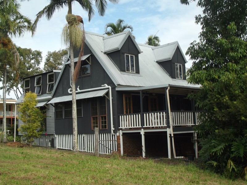 14 Frenchem Terrace, Macleay Island QLD 4184