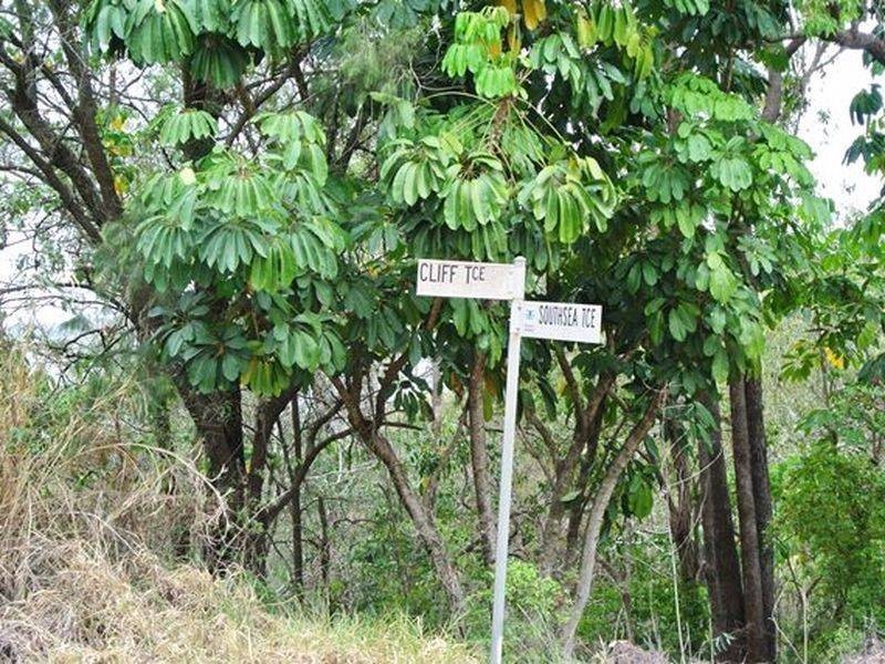 26 Cliff Terrace, Macleay Island QLD 4184