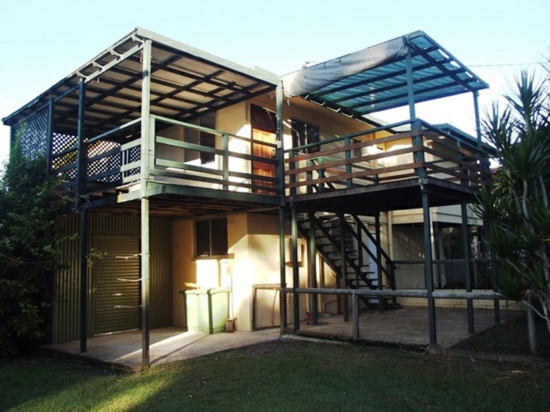 42 Coorong Street, Macleay Island QLD 4184