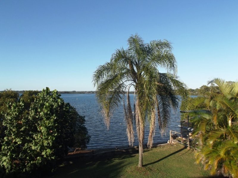 42 Coorong Street, Macleay Island QLD 4184