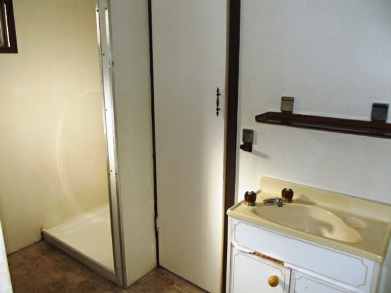 42 Coorong Street, Macleay Island QLD 4184