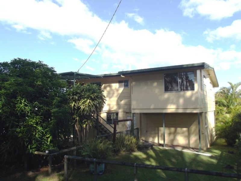 42 Coorong Street, Macleay Island QLD 4184