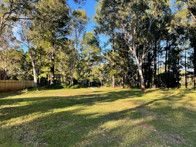 36 Cooee Crescent, Macleay Island QLD 4184