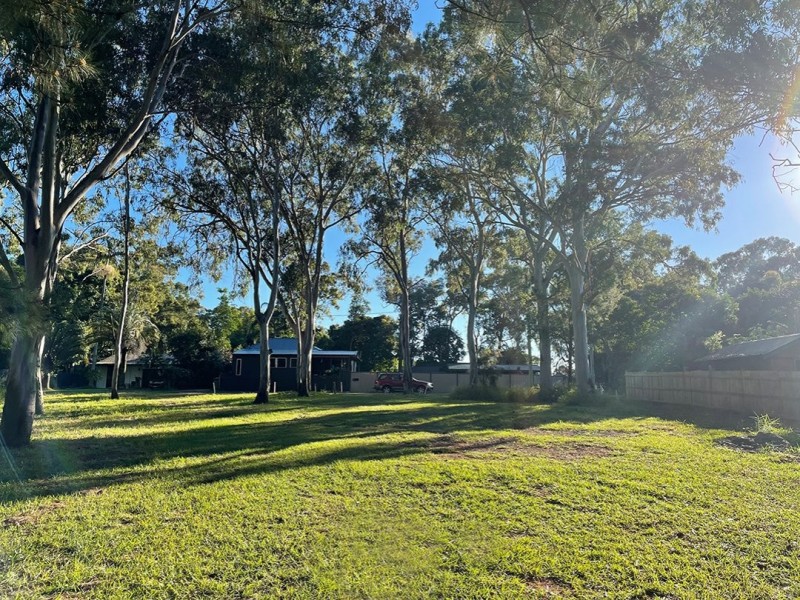 36 Cooee Crescent, Macleay Island QLD 4184