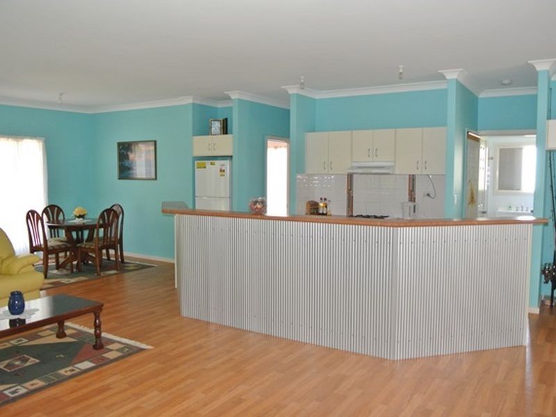 116 Treasure Island Ave, Karragarra Island QLD 4184