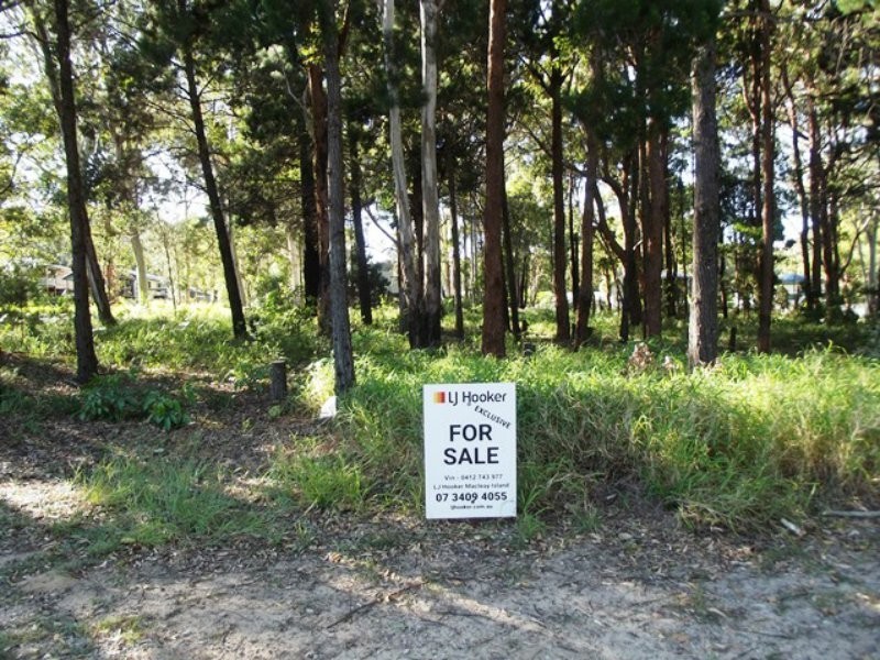 10 Piccaninny Street, Macleay Island QLD 4184