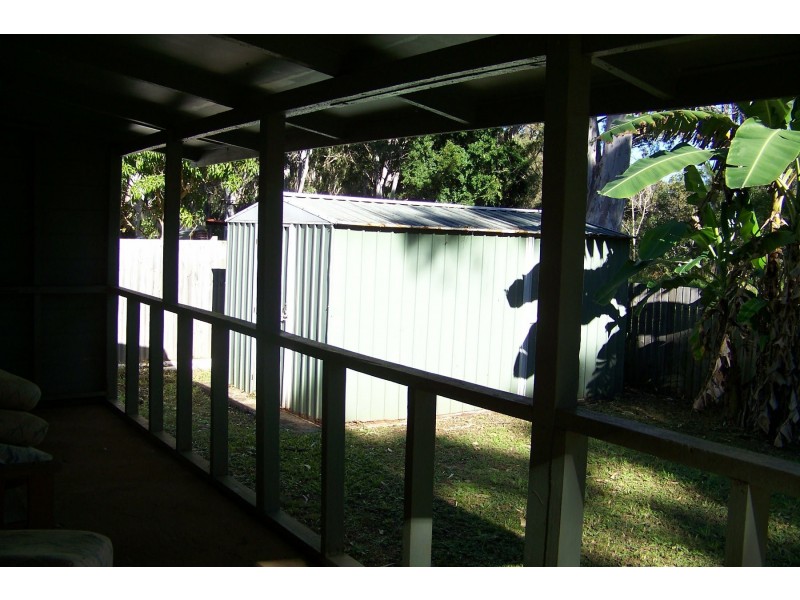 174 LUCAS DR, Lamb Island QLD 4184