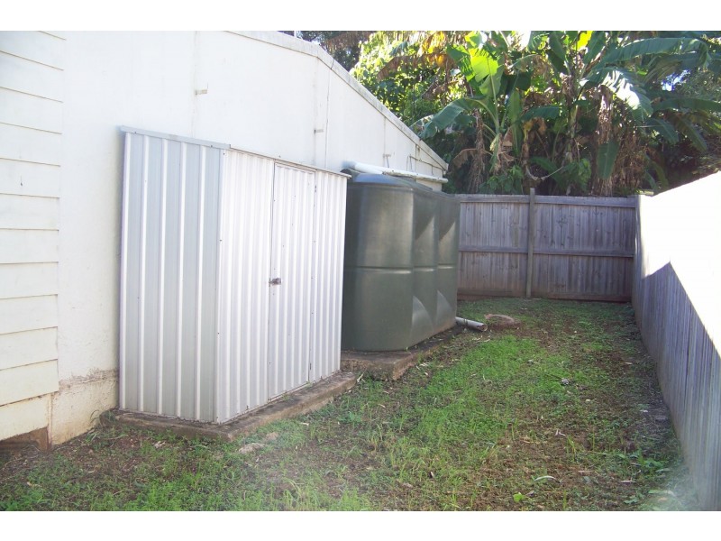 174 LUCAS DR, Lamb Island QLD 4184