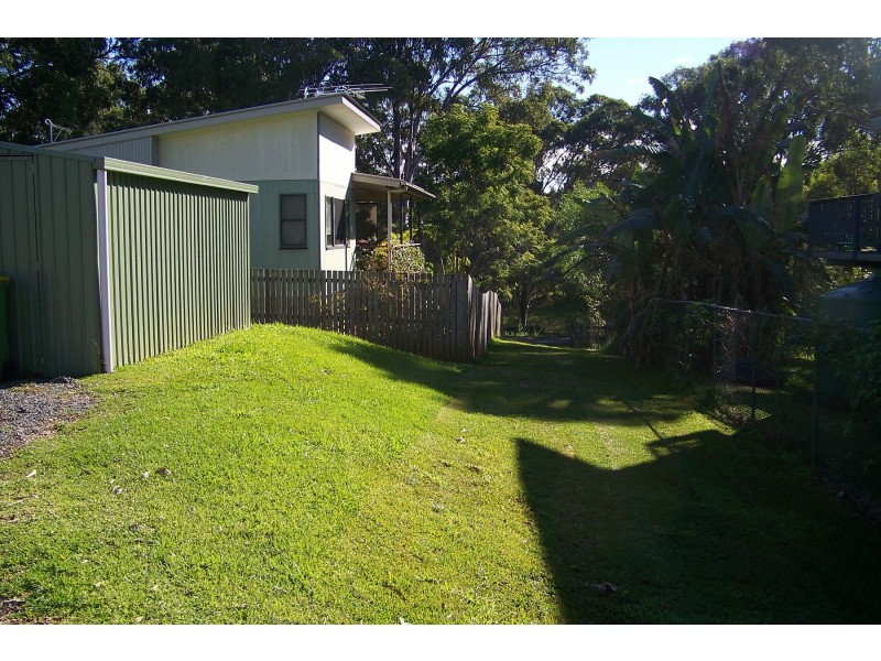 11 SHELLY CRES, Lamb Island QLD 4184